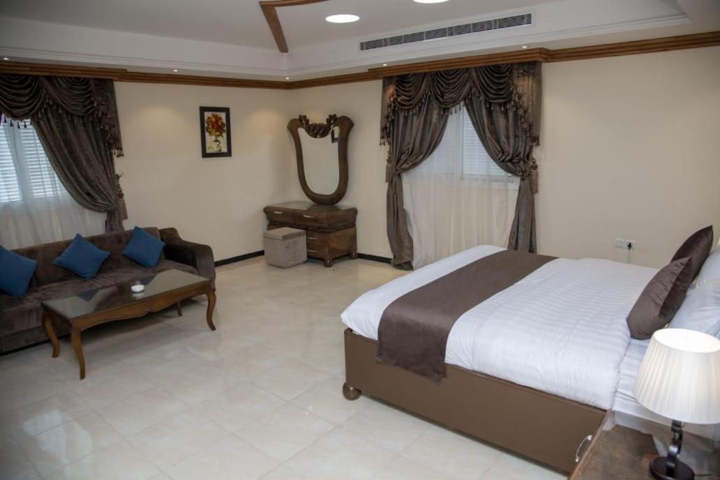 Diva Hotel Suites Djedda Buitenkant foto