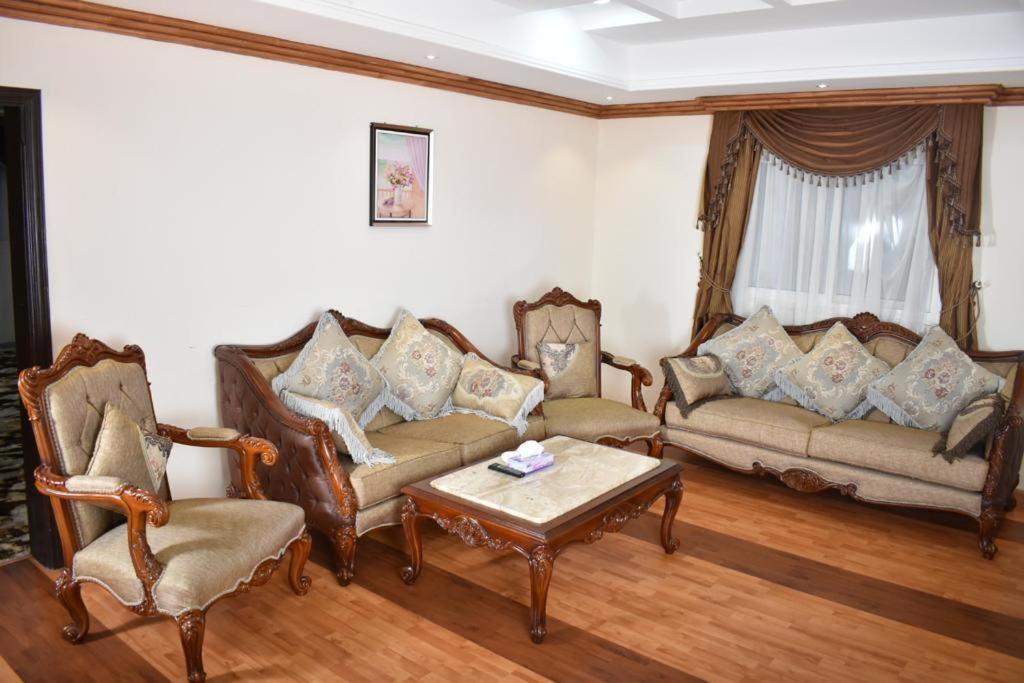 Diva Hotel Suites Djedda Buitenkant foto