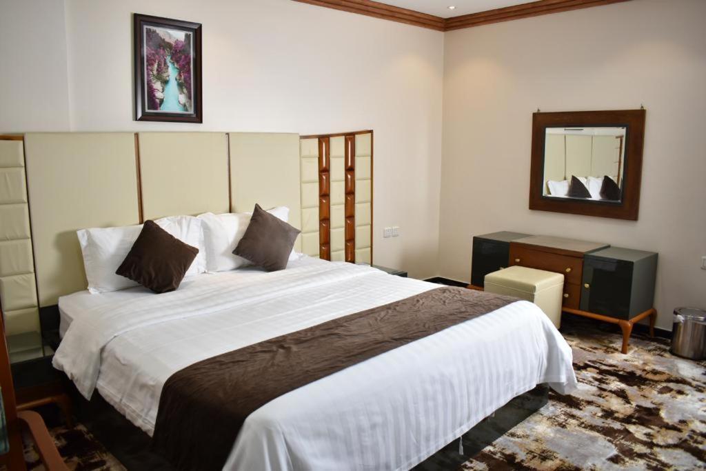 Diva Hotel Suites Djedda Buitenkant foto